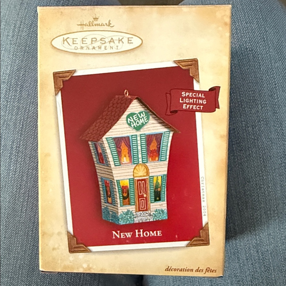 Hallmark Keepsake Ornament New Home 2004